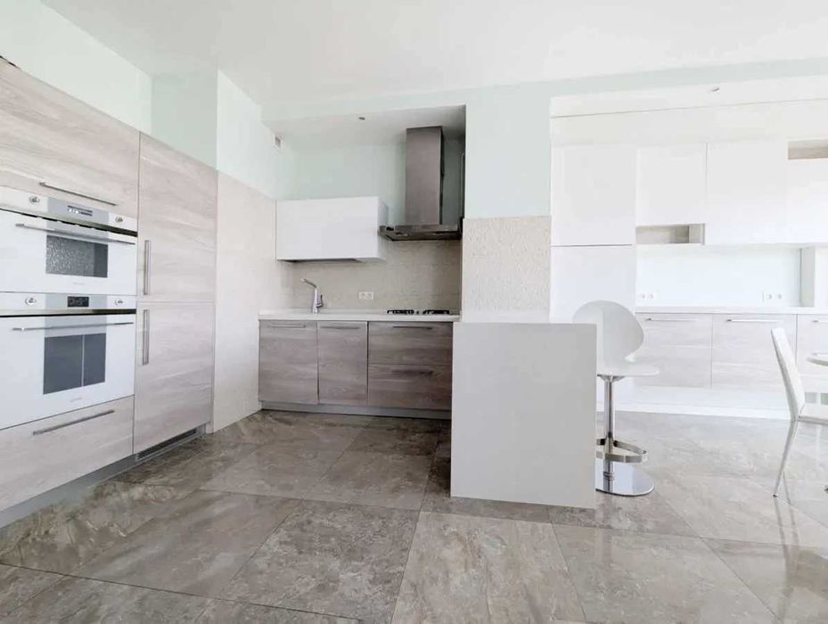 Дава се под наем Тристаен апартамент в София, Симеоново - 100 кв.м за 918 € - Снимка #3