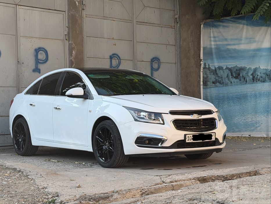 Chevrolet cruze.
