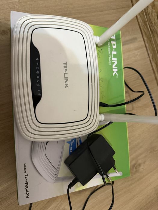 Продвм модем роутер TP - LINK, модель TL -WR842N