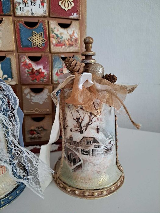 Коледен календар и коледни камбанки