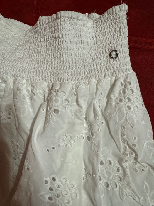 Guess- нова пола, с размер