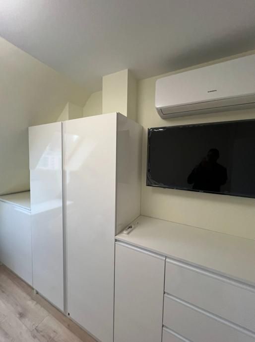 Дава се под наем Тристаен апартамент в София, Зона Б-5 - 80 кв.м за 1200 € - Снимка #4