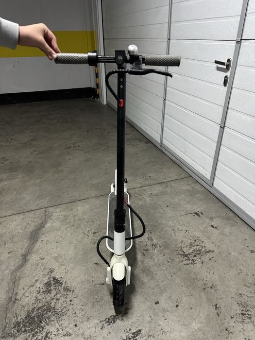 Xiaomi Mi Electric Scooter M365
