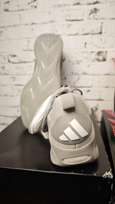 Маратонки Адидас uk 14