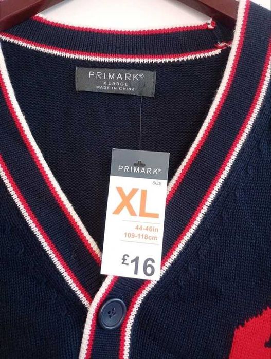 Vând pulover bărbătesc nou