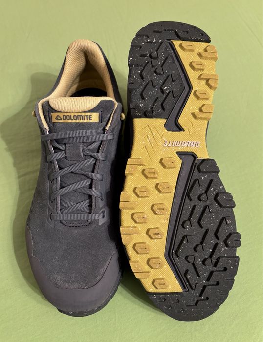 La Sportiva номер 44 и Dolomite 41 2/3, туристически обувки маратонки