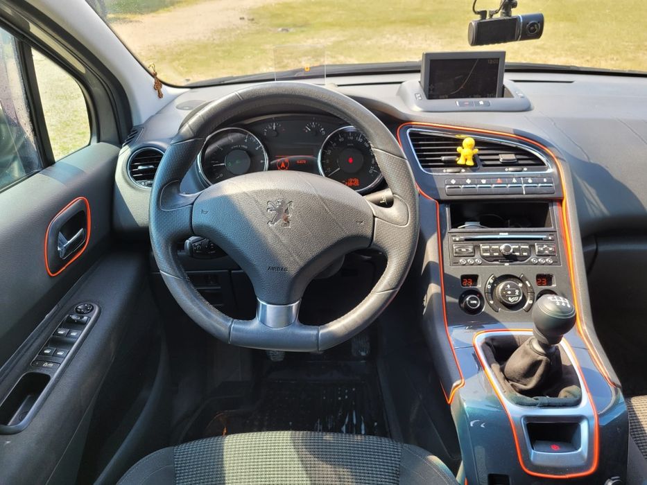 Peugeot 5008 1.6 benzina