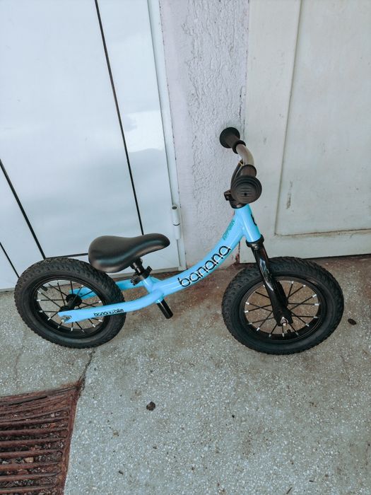 Vand bicicleta cu roti ajutătoare/bicicleta fara pedale/motorete plastic/trotineta 3 in 1
