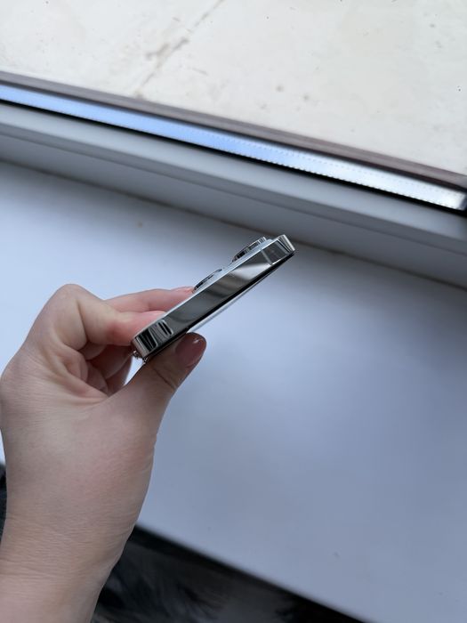 Продам iPhone 14 pro