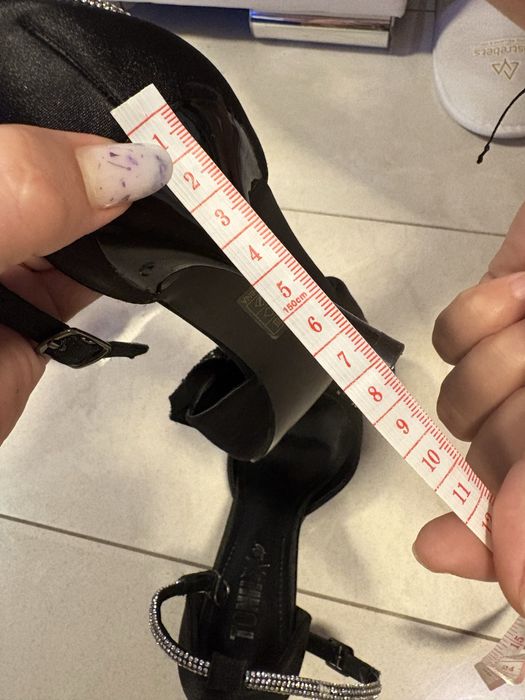 Pantofi satin cu funda cu pietricele