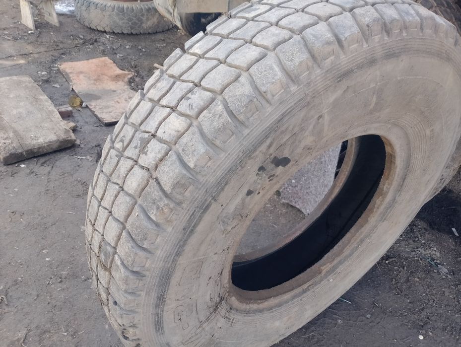 резина на камаз продам резина на камаз продам один штук резина продам