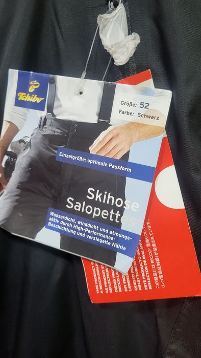 Costum Ski nou cu eticheta 52