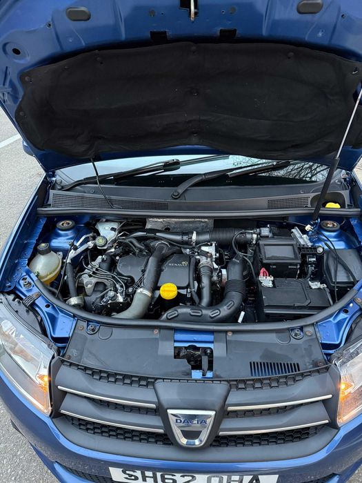 Dezmembrez Dacia Sandero 1.2 benzina 2014 si 1.5 DCI