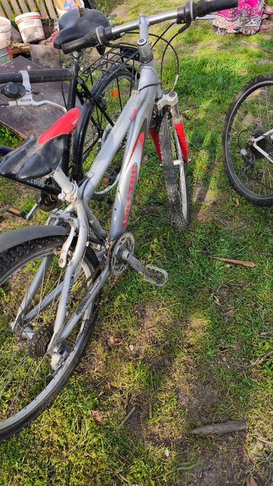 Vând biciclete în stare de funcționare