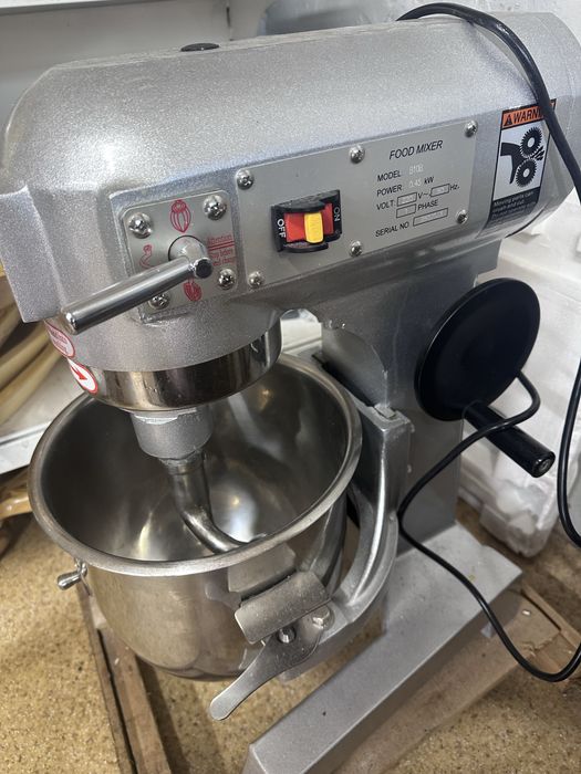 Тестомес сатамын. Продам тестомес