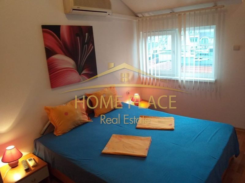 Дава се под наем Тристаен апартамент в Варна, Лятно кино Тракия - 130 кв.м за 797.64 € - Снимка #4