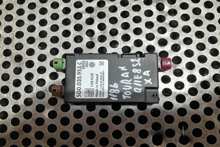 MODUL USB 5G0035953C 5G0035953C Volkswagen VW Touran a 2-a generatie