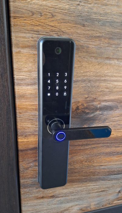 Без ключевой доступ. Часы сутки