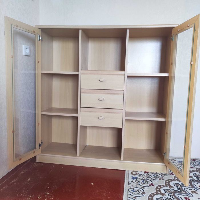 Продам шкаф, комод, шифонер