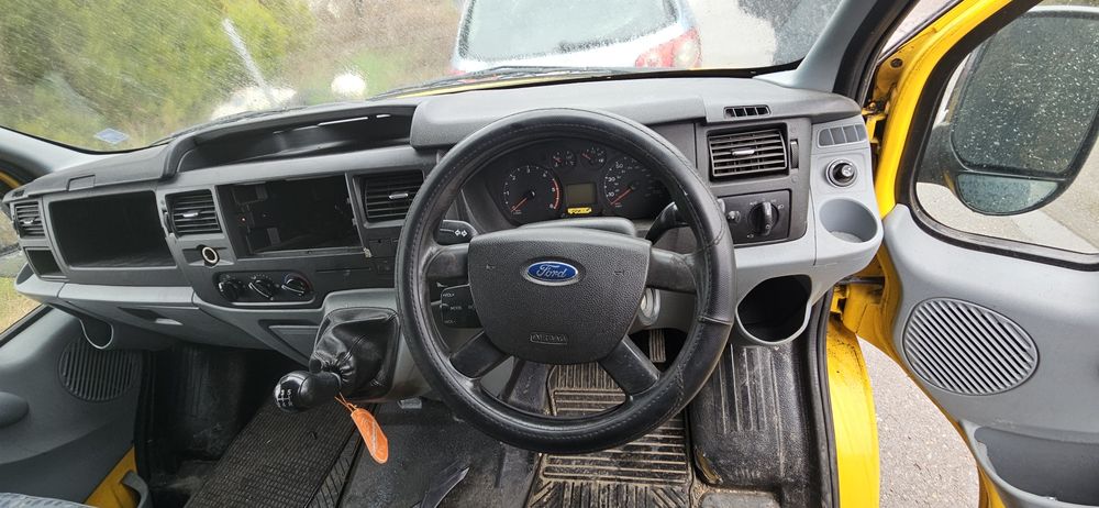 FORD TRANSIT  TT9 2.2 TDC 110 коняI  2008г. На Части