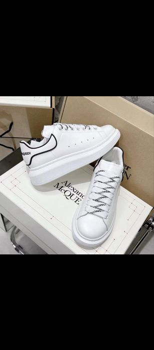 Alexander McQueen - Cu factura!