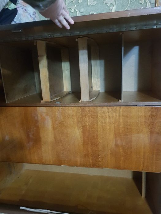 шкаф для одежды.