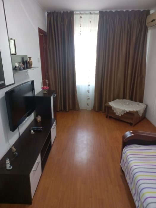 Inchiriez  apartament 2 camere Ploiesti