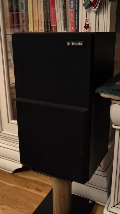 Boxe Tehnnics Vintage SB-X1 Linear Phase, model rar, în stare perfectă
