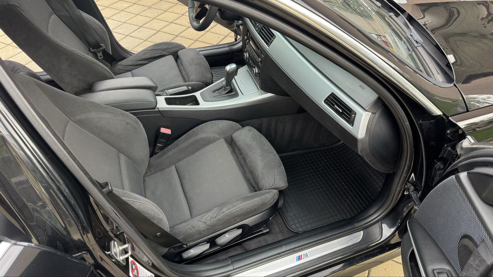 Bmw E90 318d•Automat•Trapa•M Paket •2011