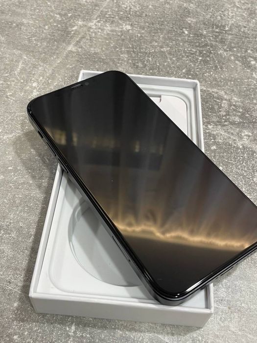 iPhone 12 128 идеал