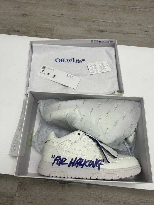 Off white out of office” for walking “