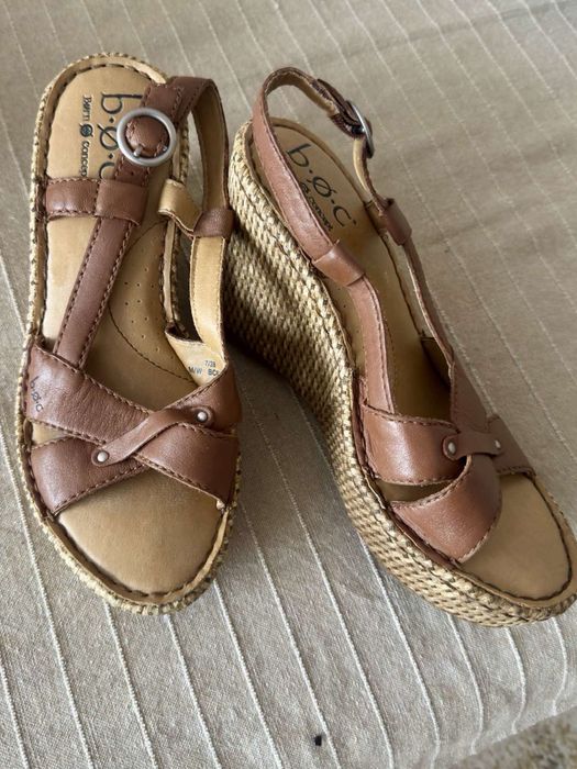 Дамски обувки / мокасини / сандали