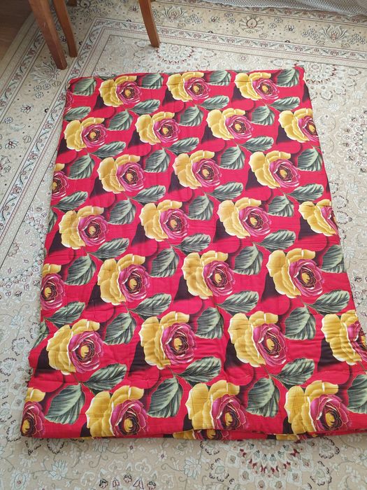 Одеяла матрасы продам