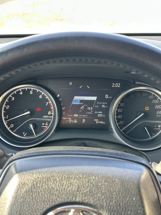 Тайота камри 75 2023 года продается срочно