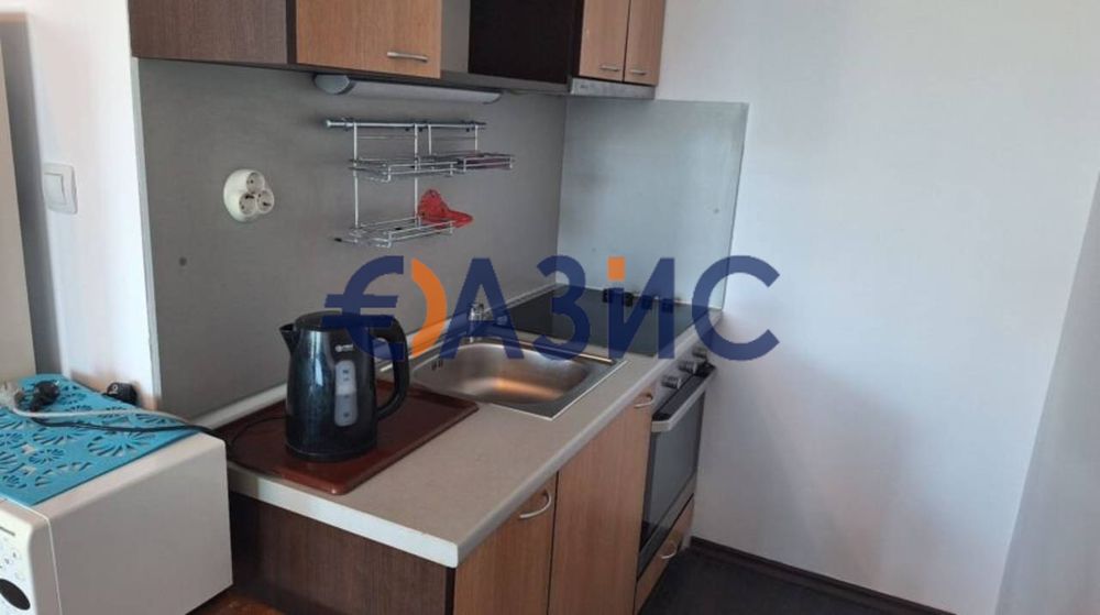 Продава се Тристаен апартамент в к.к. Слънчев бряг - 110 кв.м за 855 €/кв.м - Снимка #3