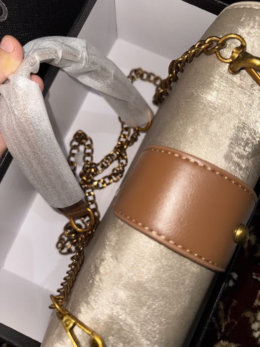 Сумка PINKO с такой необычного цвета