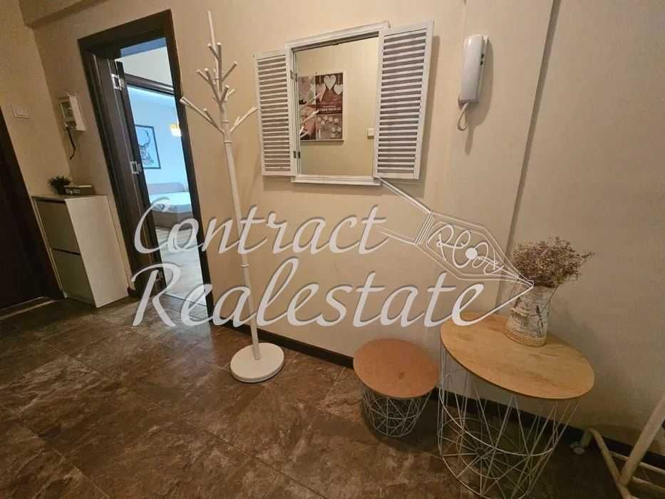 Дава се под наем Четиристаен апартамент в Варна, Център - 90 кв.м за 700 € - Снимка #2