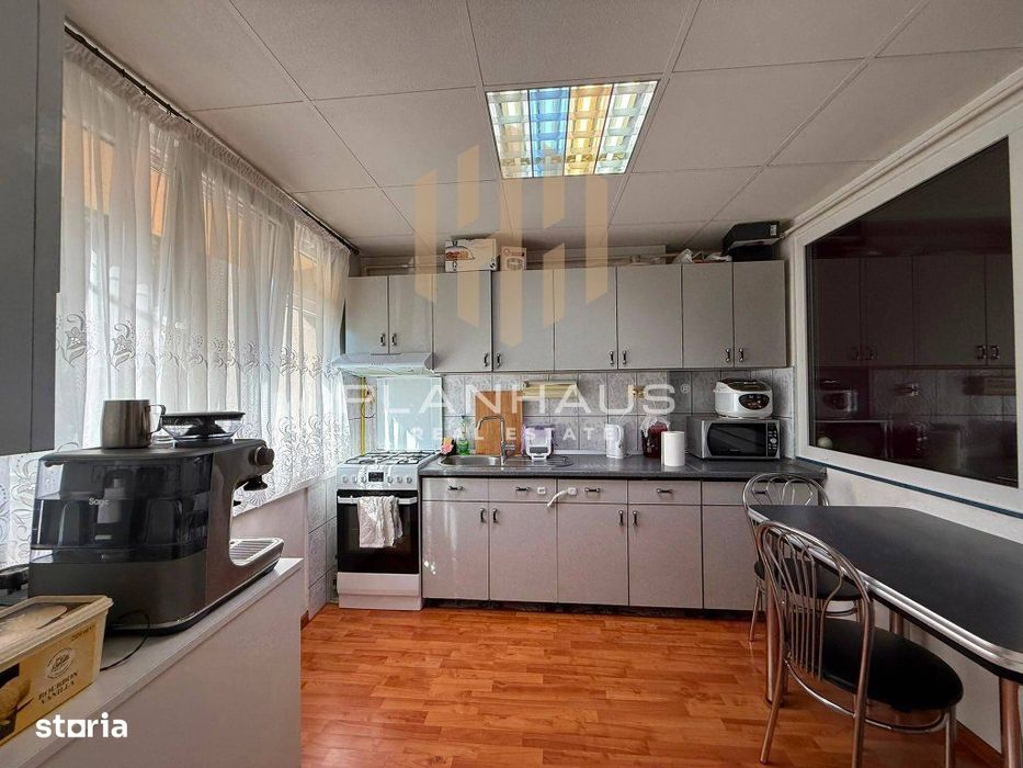 Apartament 3 camere,Petru Rares ,parter înalt