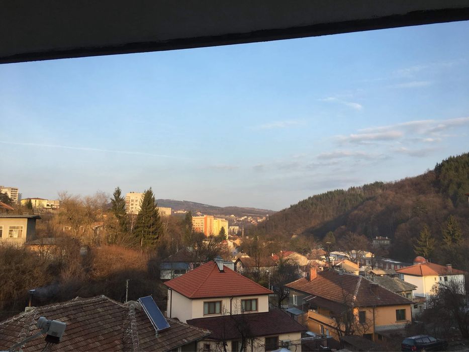 Дава се под наем Тристаен апартамент в Габрово, Борово - 90 кв.м за 255 € - Снимка #7