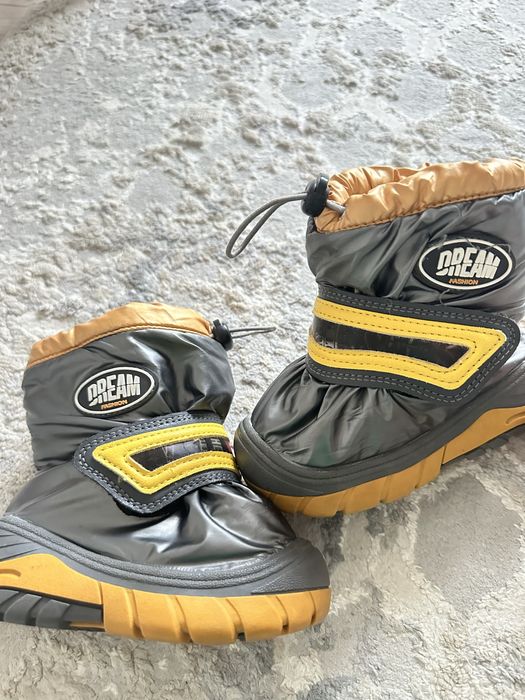 Продам куртку в хорошем состоянии