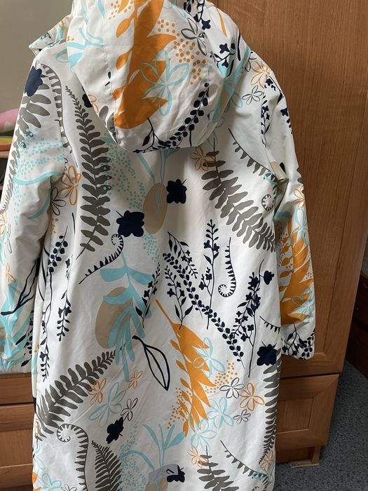 Чюдесный  дождевик с капюшоном