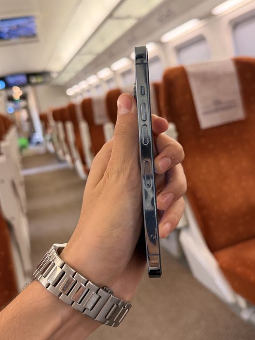 Iphone 13 pro blue