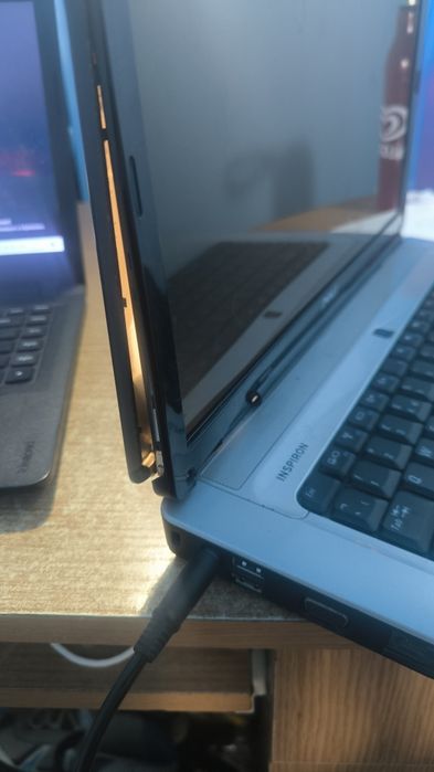 Pachet 2 laptopuri pt. piese (Lenovo Ideapad SSD + Dell Inspiron)