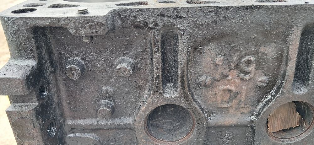 Блок 1.9дизель сатылады