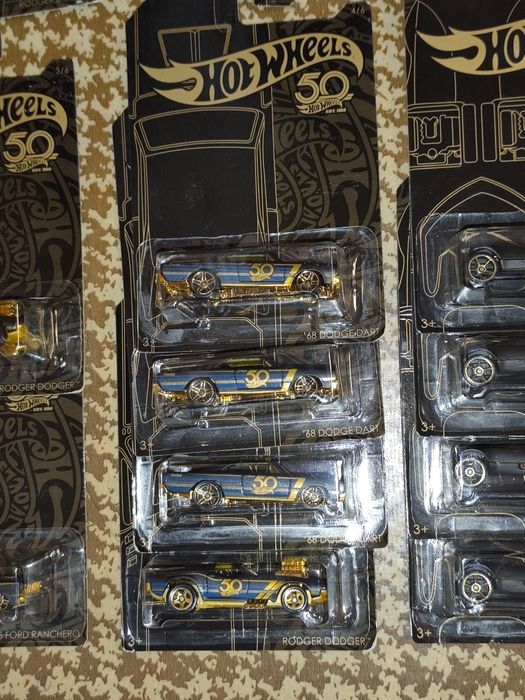 Нови колички Hot wheels 50th anniversary 93 броя