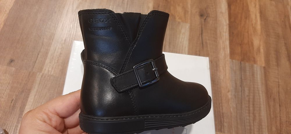 Нови зимни боти за момиче Geox, 21н