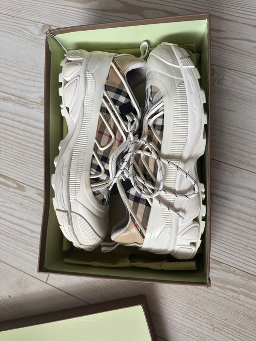 Burberry arthur - 44 номер