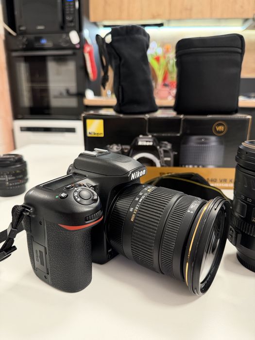 Nikon D7500 + obiective 18-200, 50mm, 17-50 f2.8