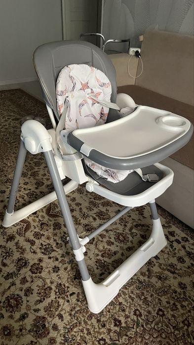Продам стульчик для кормления