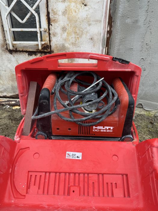 Masina de caneluri Hilti DC.SE.20 aproape noua